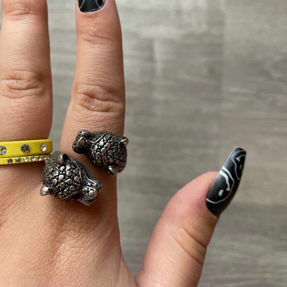 Wrap Around Wolf Head Ring - image 1